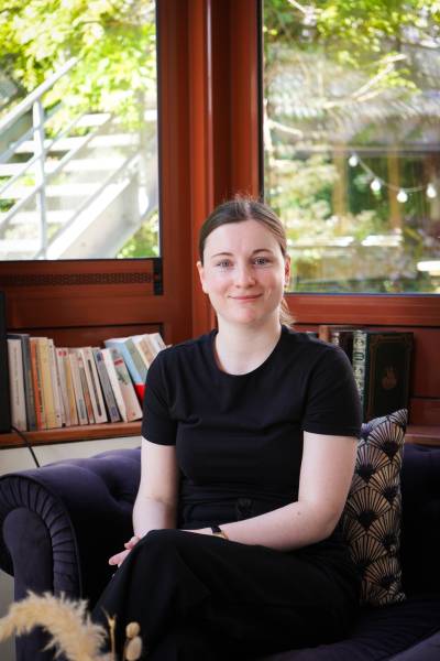 Capucine, apprentie en salle au Quintessia