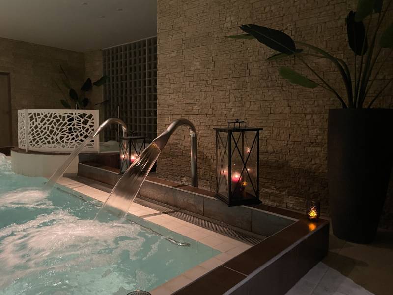 Où réserver un spa nocturne pour la Saint-Valentin proche de Nantes ?