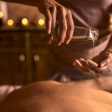 Notre zone d'activité pour ce service Hôtel avec piscine hammam sauna et jacuzzi pour parenthèse bien-être complète dans un cadre élégant et ressourçant