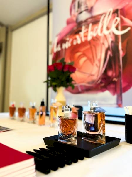 Notre zone d'activité pour ce service Coffret cadeau hotel et spa bien-être idéal pour offrir à la fête des mères ou fête des pères un moment de détente