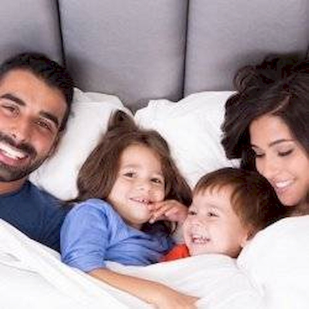 Notre zone d'activité pour ce service Booker une grande chambre d'hôtel de luxe avec terrasse privative pour une escapade romantique en week-end